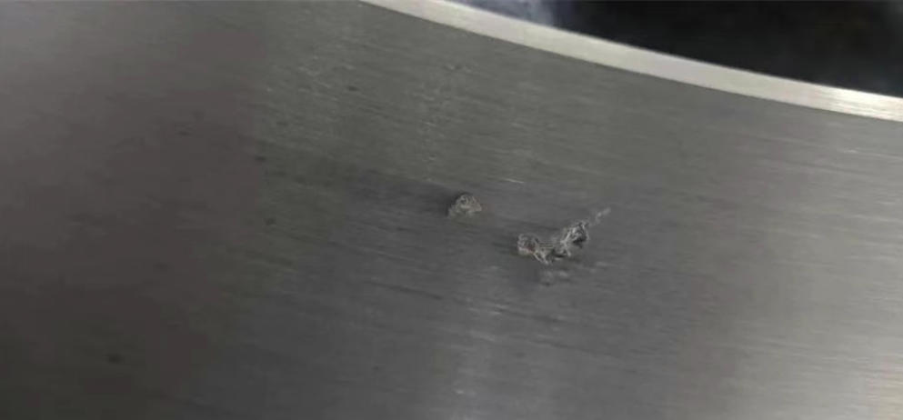 Charakteristika a prevence opatření srážení pórů v šedé litině