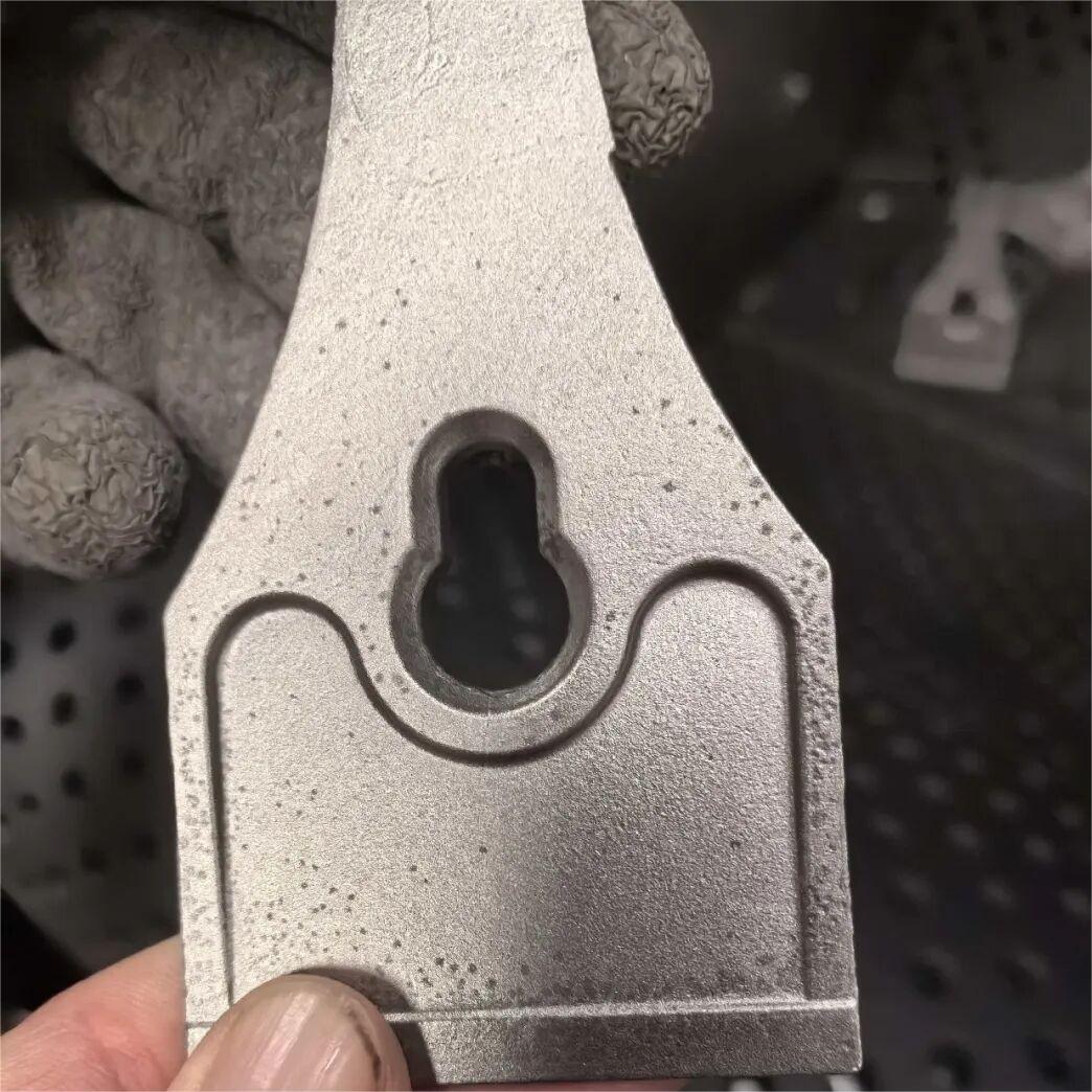 Výroba 410 dílů z nerezové oceli s oxidem křemičitým o hmotnosti 205 gramů s defekty povrchové oxidace: příčiny a řešení